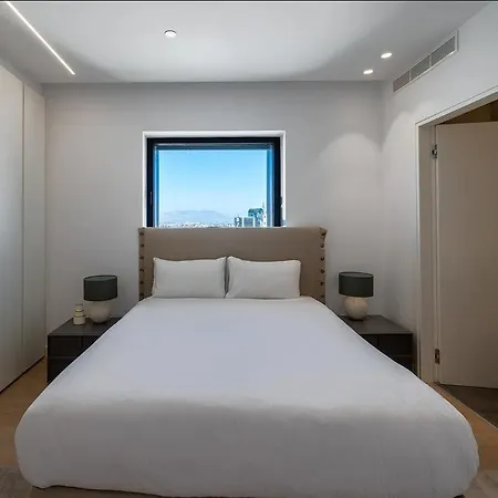 아파트 Modern 2 Bedroom *